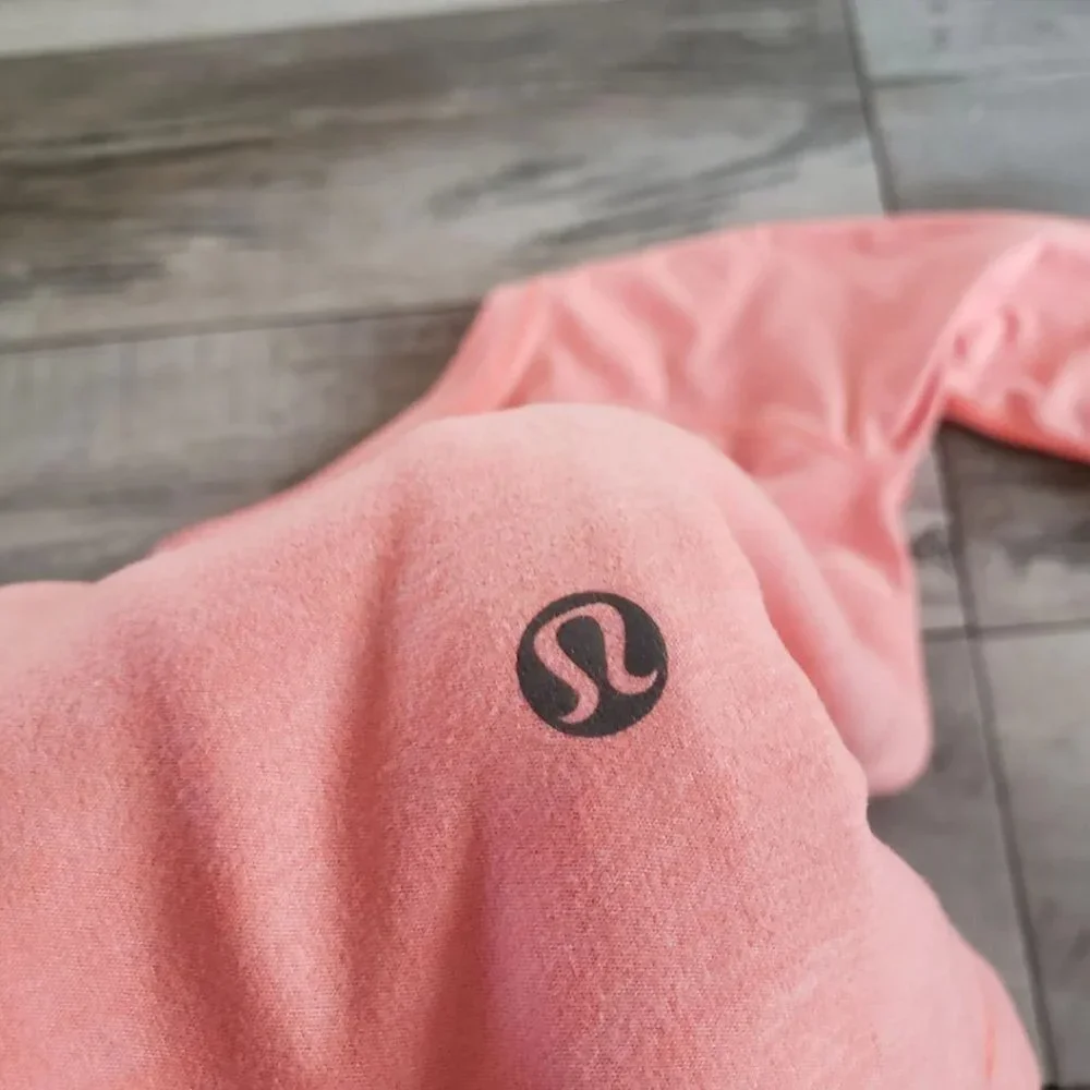 lululemon athletica excellent size